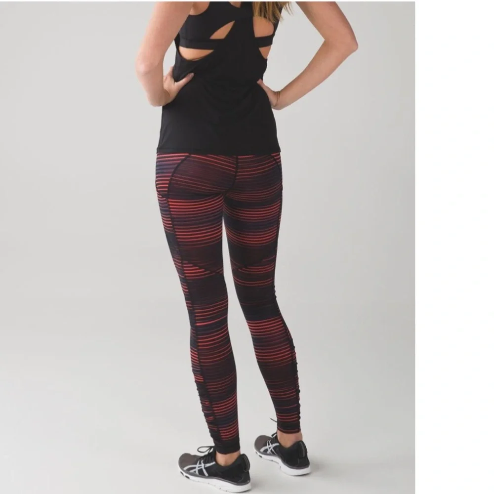 Lululemon Speed Tight IV Twisted Dune Alarming
